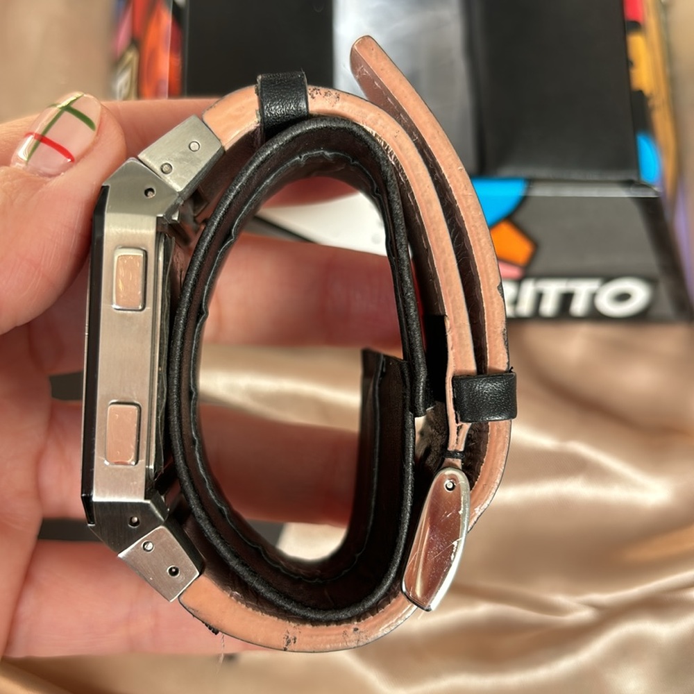 Britto O1 Watch View 3